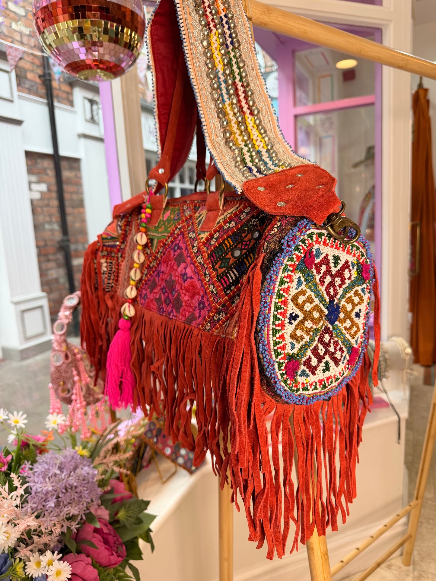 Havana Overnight Tassel Bag - Red