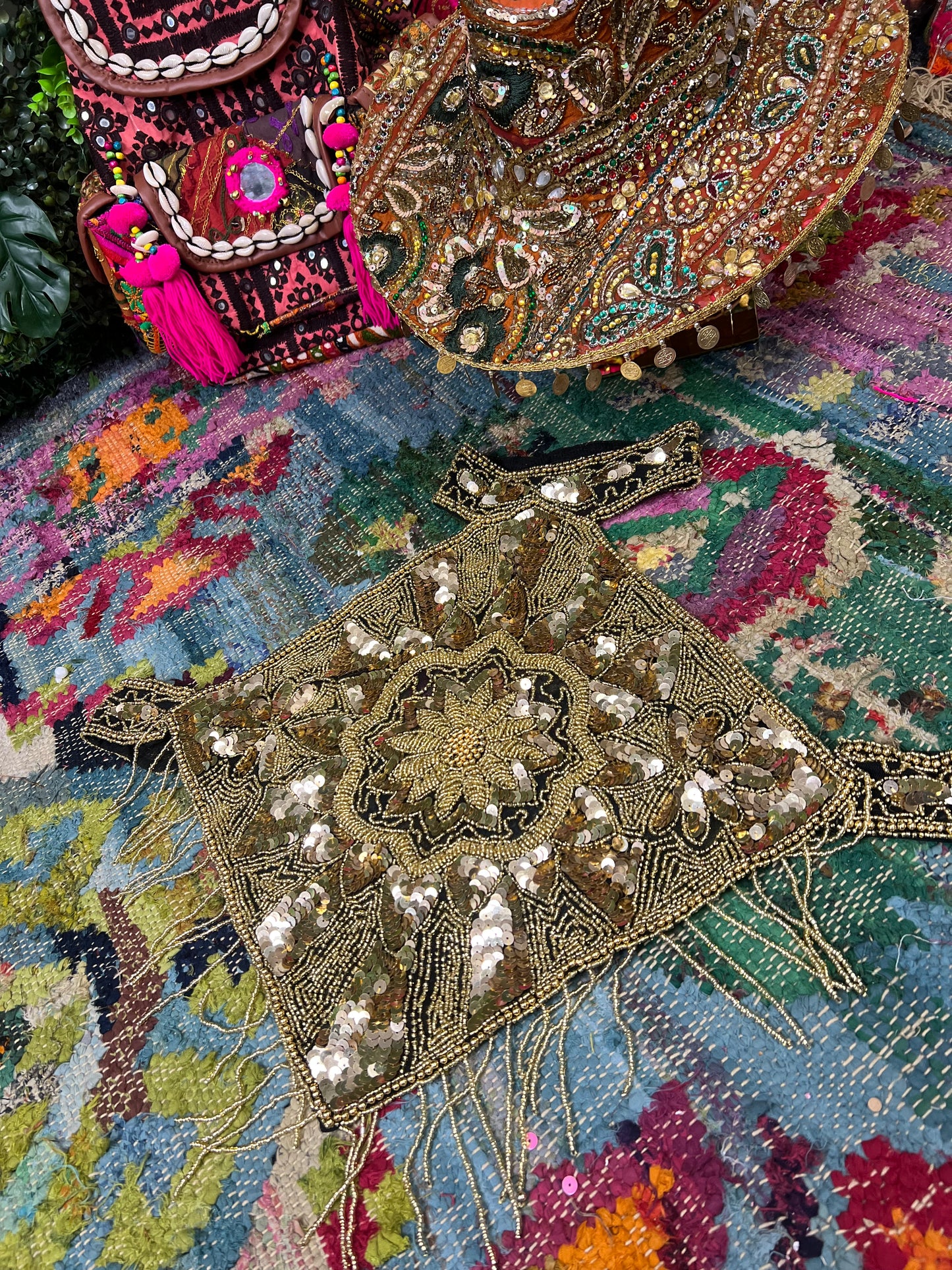 Flower Power Top in Gold