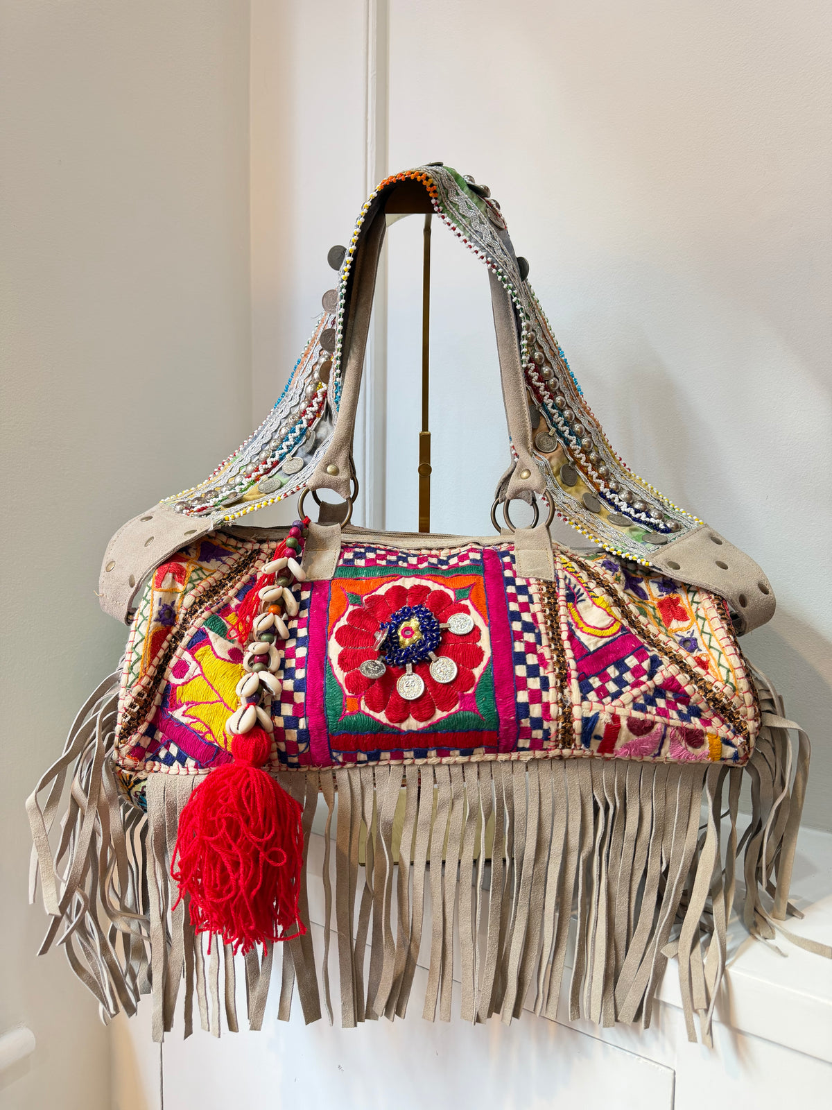 Havana Overnight Tassel Bag - Off White