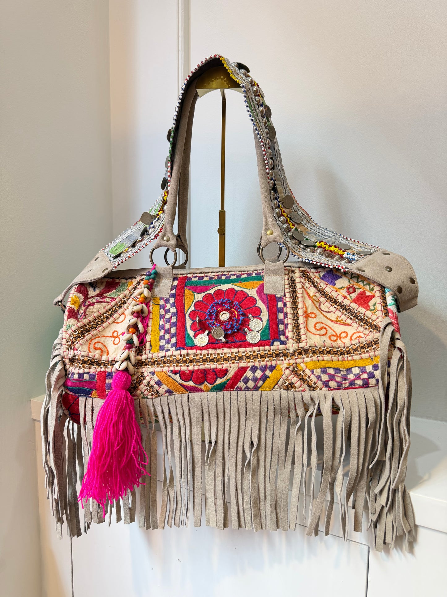 Havana Overnight Tassel Bag - Off White