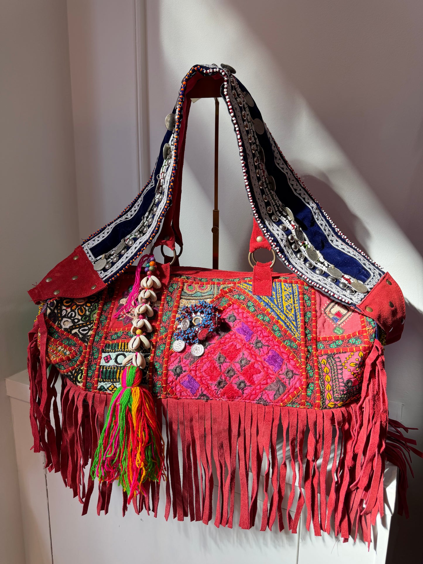 Havana Overnight Tassel Bag - Red