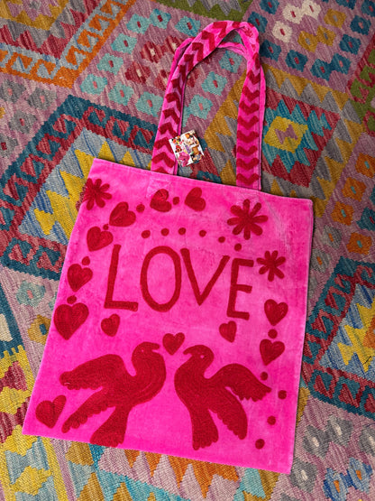 Peace & Love Tote Bags