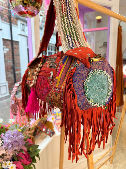 Havana Overnight Tassel Bag - Red