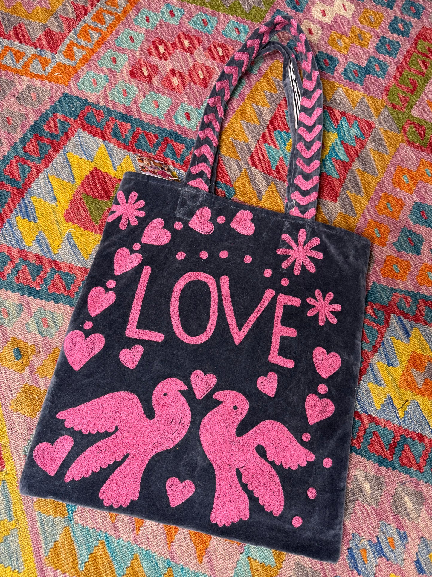 Peace & Love Tote Bags