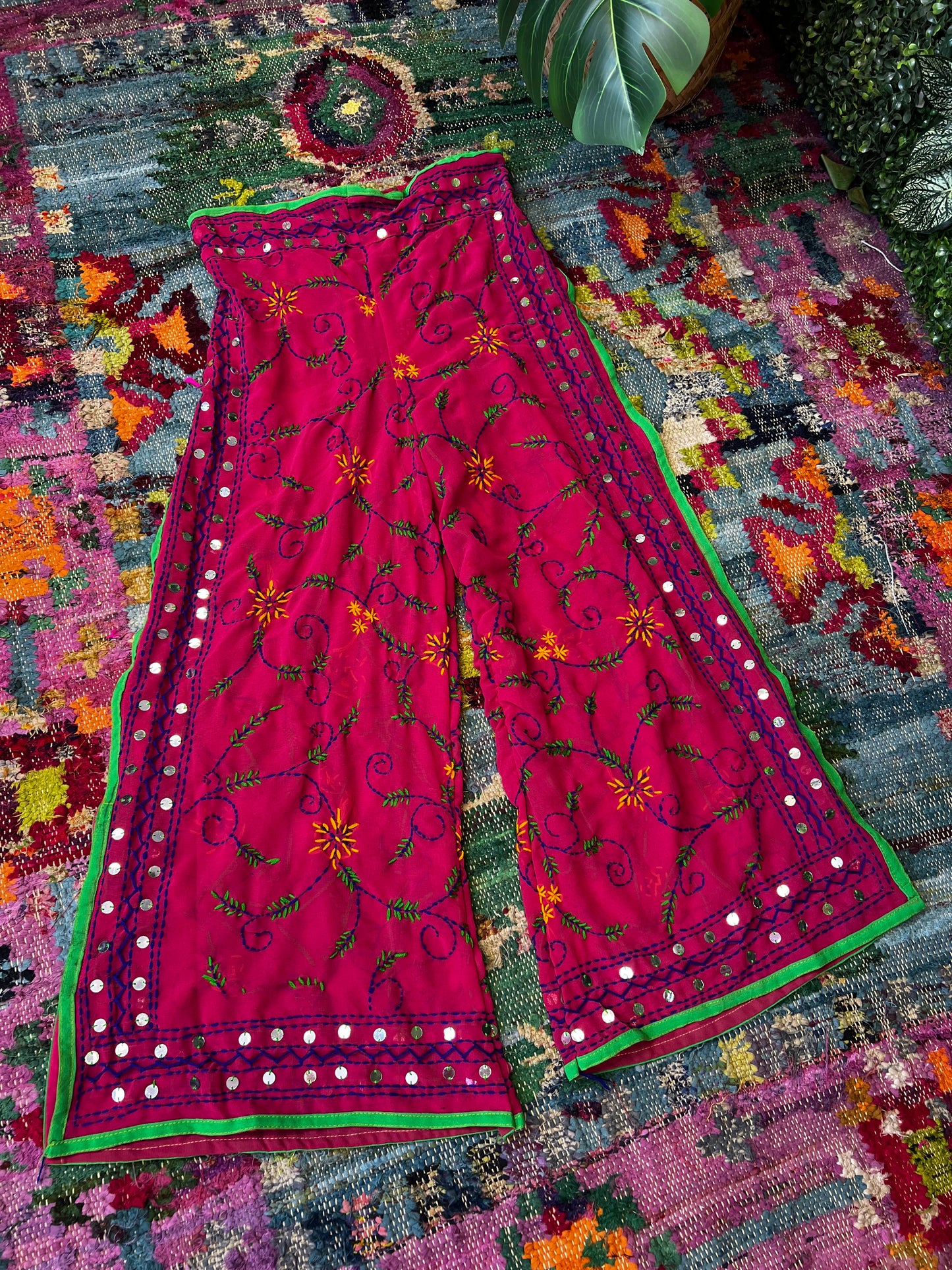 Phulkari Pants - Pink