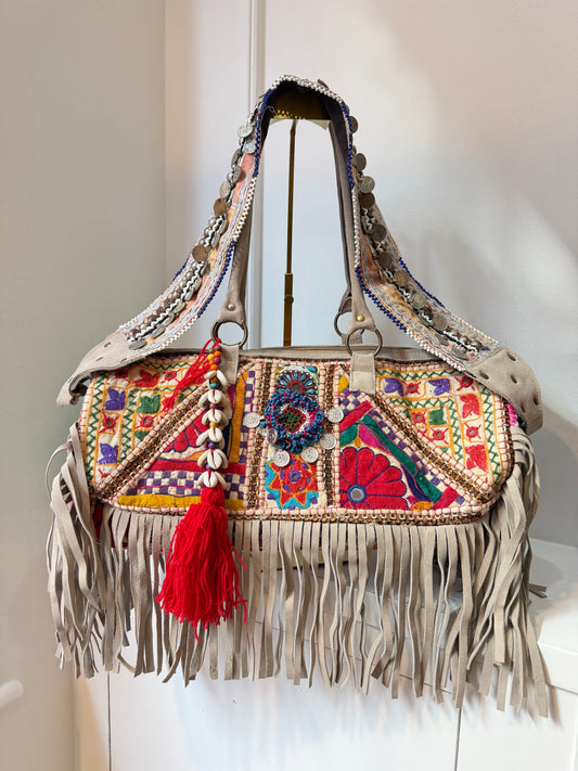Havana Overnight Tassel Bag - Off White