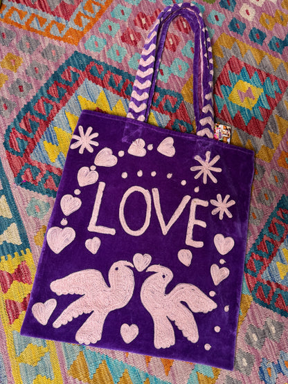 Peace & Love Tote Bags