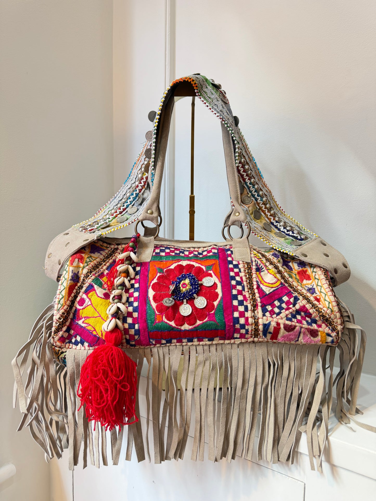 Havana Overnight Tassel Bag - Off White