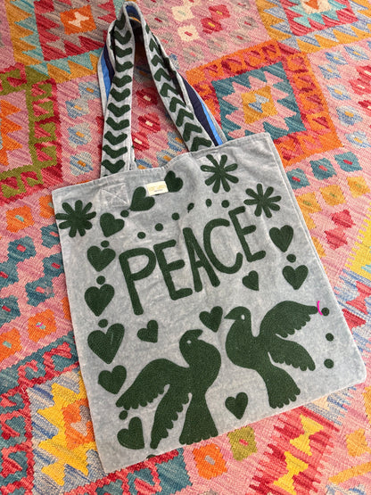 Peace & Love Tote Bags