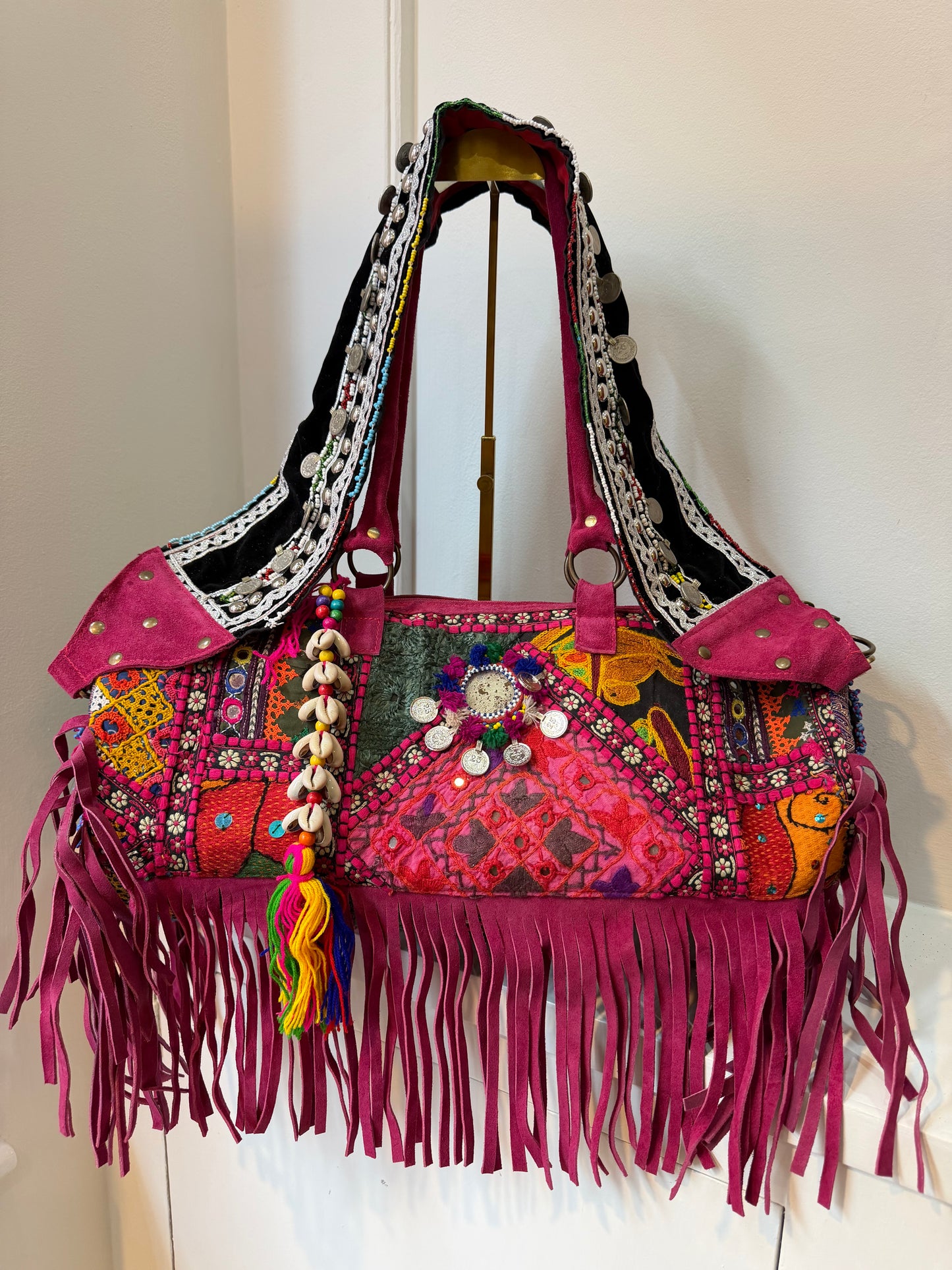 Havana Overnight Tassel Bag - Pink