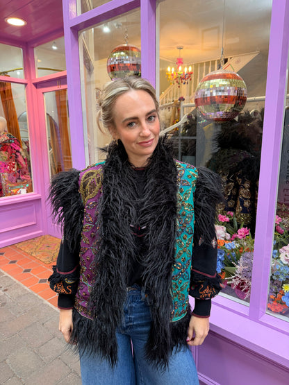 Faux Fur Sari Gilet - 2