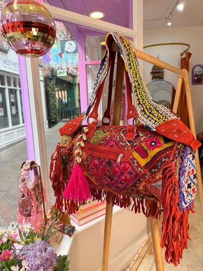 Havana Overnight Tassel Bag - Red