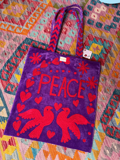 Peace & Love Tote Bags